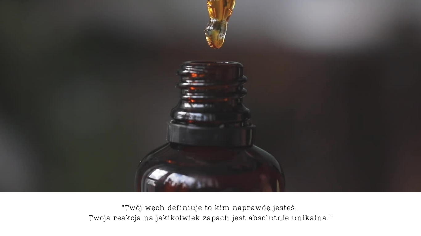 Pola Dźwigała w laboratorium